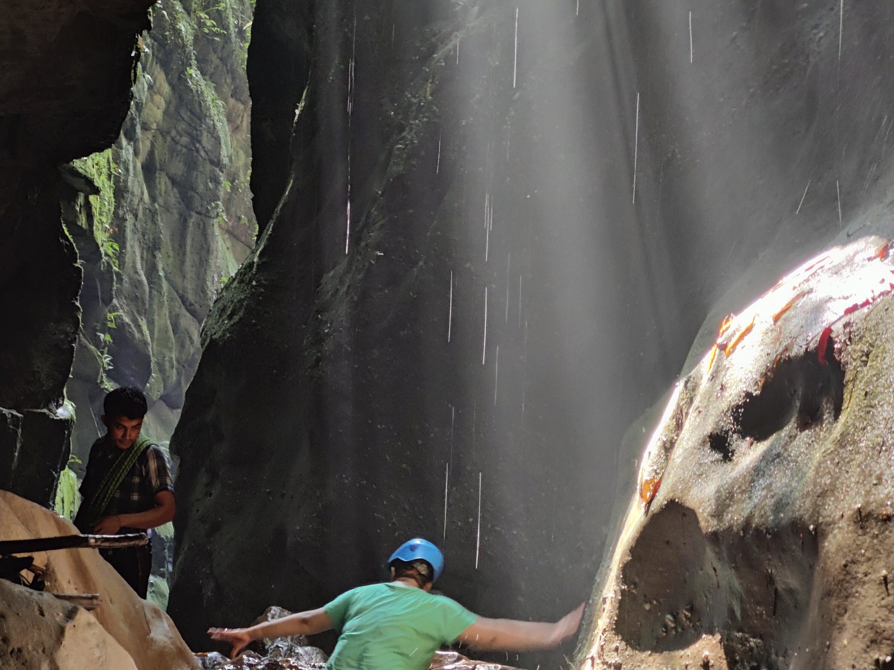 Yelbong River Canyon photo 3
